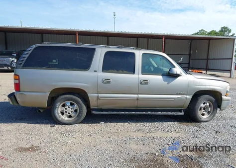 2000 Chevrolet Suburban 1500 Lt from USA, damaged, VIN 3GNEC16TXYG182793
